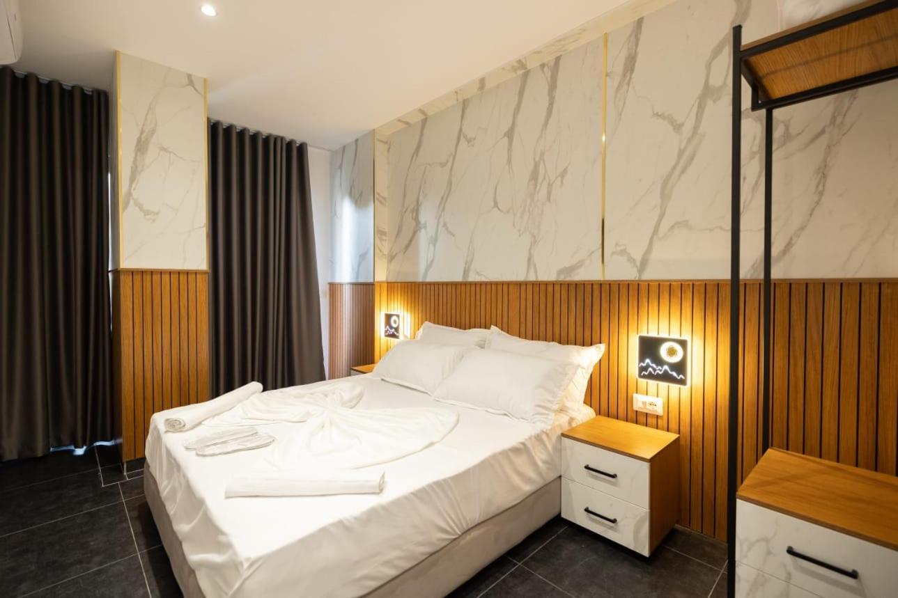 Aglon Twin'S Hotel Vlore Luaran gambar